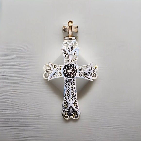 Vintage Victorian Revival Sterling Silver Filigree Cross Pendant w/Accent Stones - Picture 12 of 13
